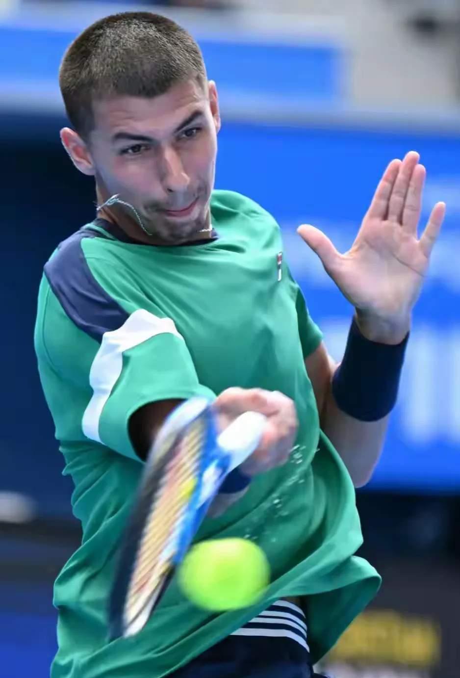 开云平台-包含蒙特卡洛大师赛轻取ATP总决赛，蒂姆高光表现的词条