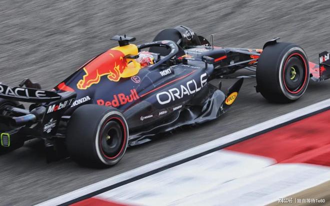 红牛二队绝杀梅赛德斯,汉密尔顿带队取胜 红牛二队绝杀梅赛德斯,汉密尔顿带队取胜