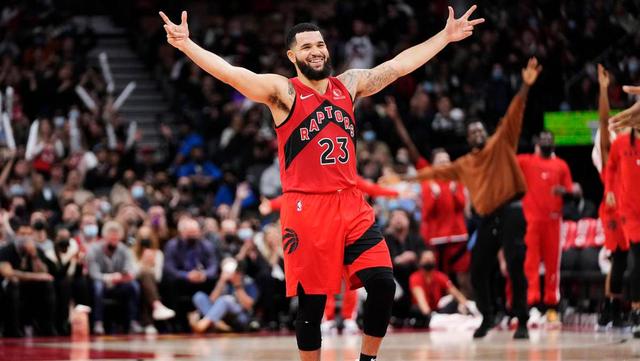 广东队鏖战北京队,莫兰特扛起全队 广东队鏖战北京队,莫兰特扛起全队